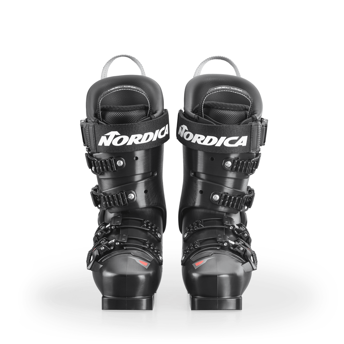 Ein Paar schwarze Nordica DOBERMANN 5 RD-93 SOFT L.C. 2026/2027 Rennstiefel wird von vorne gezeigt, wobei die Schnallen und die gepolsterten Innenseiten vor einem schlichten weißen Hintergrund hervorgehoben werden.