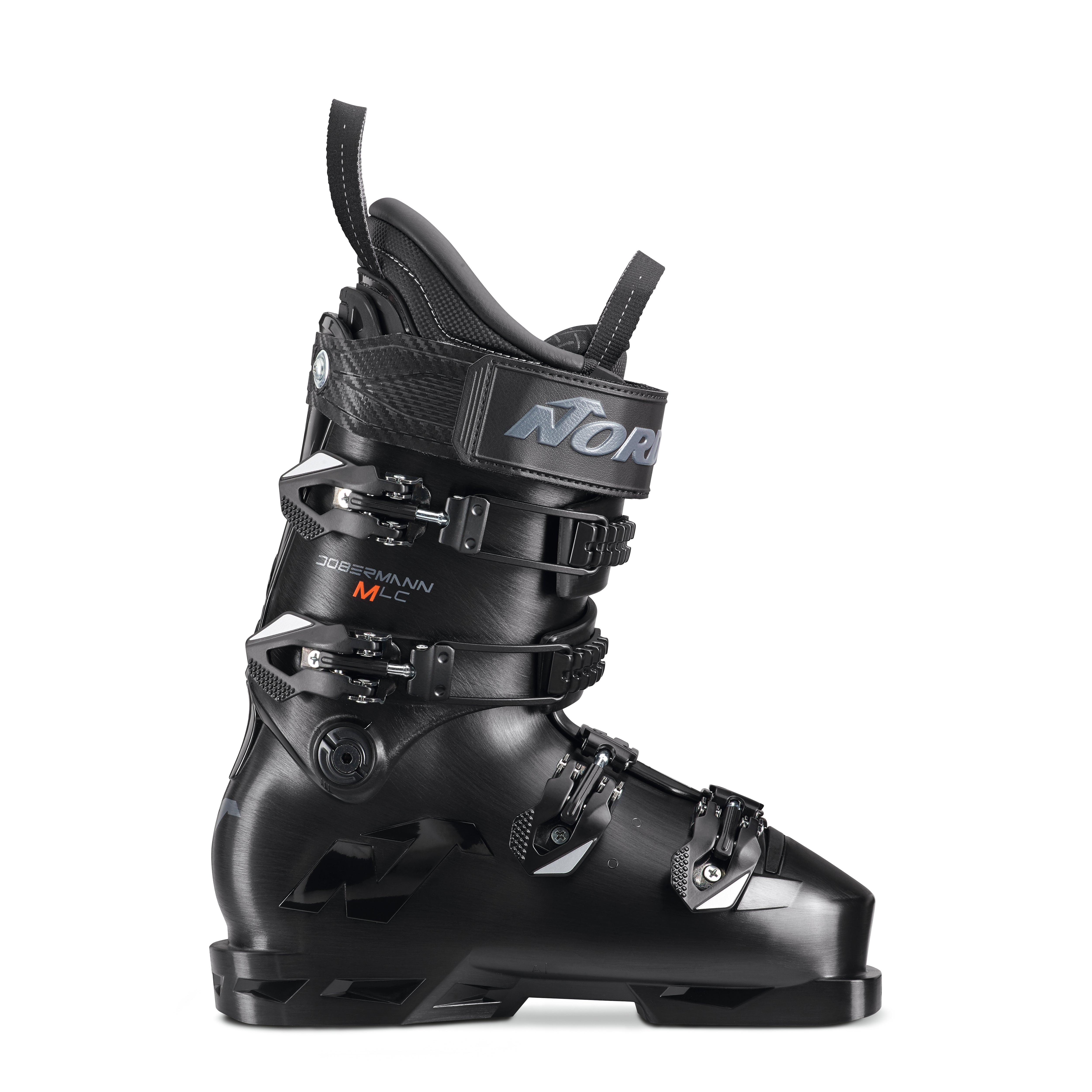 Der Nordica DOBERMANN 5 M L.C. ist ein schwarzer Alpin-Skischuh mit vier verstellbaren Schnallen, einem oberen Power-Strap und einer robusten Konstruktion. Im Profil abgebildet, unterstreicht er das schlanke, moderne Design von Nordica.