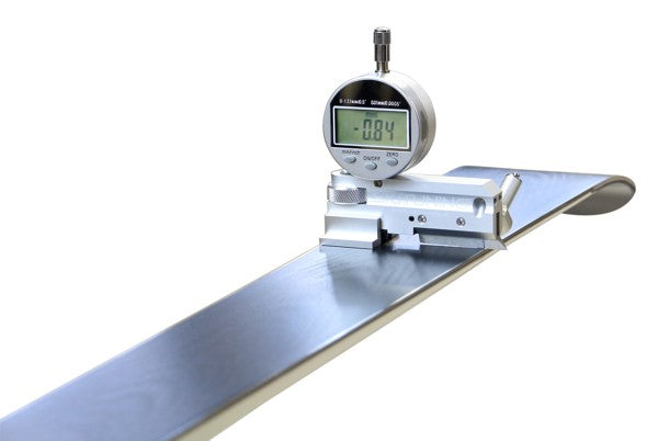 Der Baseman Unterkantenwinkel Messgerät ist ideal für alle Rennläufer oder ambitionierten Skifahrer die Ihre Ski selber reparieren. Zur genauen Kontrolle der Unterkante und perfekt zur Nachkontrolle wenn man die Unterkante nachbearbeitet