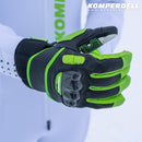 Nahaufnahme des Komperdell Racing Handschuhs mit gepolstertem Knuechelschutz, rutschfester Innenflaeche und sportlichem Gruen-Schwarz Design fuer den Einsatz im Skirennsport