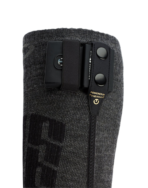 Beheizbare Skisocke für sportliche Skifahrer – Detailansicht der High-Performance-Thermosocke mit Akkuhalterung und Heizmodul, ideal für lange Skitage und extreme Bedingungen