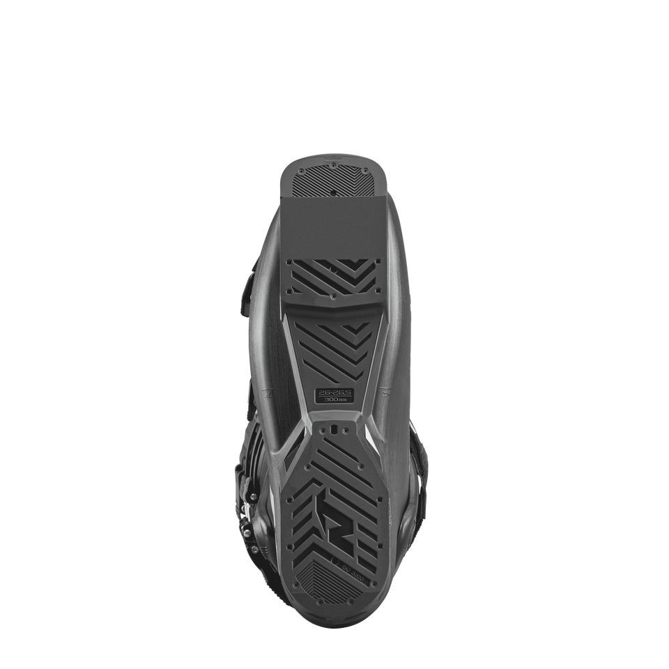 Nahaufnahme der Sohle des Nordica DOBERMANN 5 RD-93 EXTRA STIFF 2026/2027, die das Profil der Marke und den strukturierten Grip für Traktion und Stabilität auf Schnee hervorhebt. Der Schuh ist mit der Sohle nach oben vor einem weißen Hintergrund abgebildet.