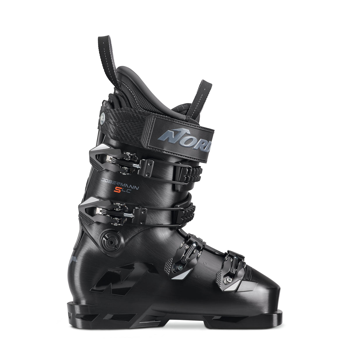 Der Nordica DOBERMANN 5 SOFT L.C. BLACK ist ein schwarzer Performance-Skischuh mit mehreren verstellbaren Schnallen, einem oberen Riemen und Nordica-Branding an der Seite sowie DOBERMANN S.C. im Knöchelbereich.