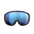 Eine POC Sports POC Fovea Schwimmbrille mit Clarity Technology, schwarzem Rahmen und blau getönten, reflektierenden Gläsern ist nach vorne gerichtet vor einem schlichten weißen Hintergrund abgebildet.