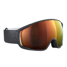 Eine schwarze POC Zonula Schneebrille von POC Sports mit Clarity-Gläsern für ein weites Sichtfeld, einer orangefarbenen, reflektierenden, gebogenen Scheibe und einem verstellbaren Band mit POC-Logo auf weißem Hintergrund.