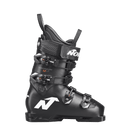 Der Nordica DOBERMANN 5 96 L.C. MEDIUM 2026/2027 ist ein schwarzer Rennskischuh mit drei Metallschnallen, einem Power Strap und weißem Nordica-Branding, der im Seitenprofil vor einem schlichten Hintergrund abgebildet ist.