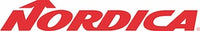 Rotes "Nordica"-Logo in fetten, kursiven Buchstaben mit einem in das N integrierten, nach oben zeigenden Pfeil auf weißem Hintergrund.
