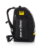 Der Sidas Race Bag 60l hat auch auf der Seite praktische Staufächer, dadurch hat man genügen Fächer um sein Zubehör zu sortieren. 