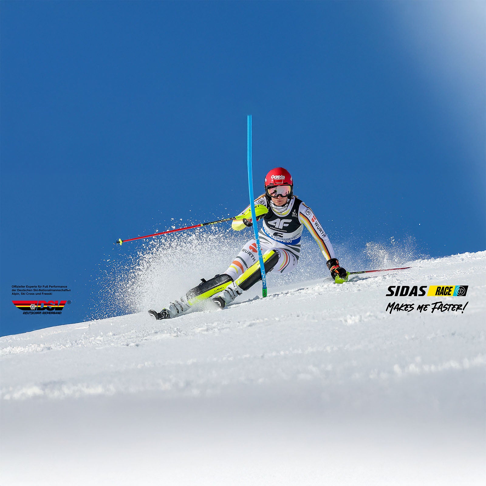 DSV Rennlaeuferin Lena Duerr beim kraftvollen Slalomturn mit Head Skiern und rotem Helm, fest im Fokus bei voller Geschwindigkeit auf Weltcup-Niveau