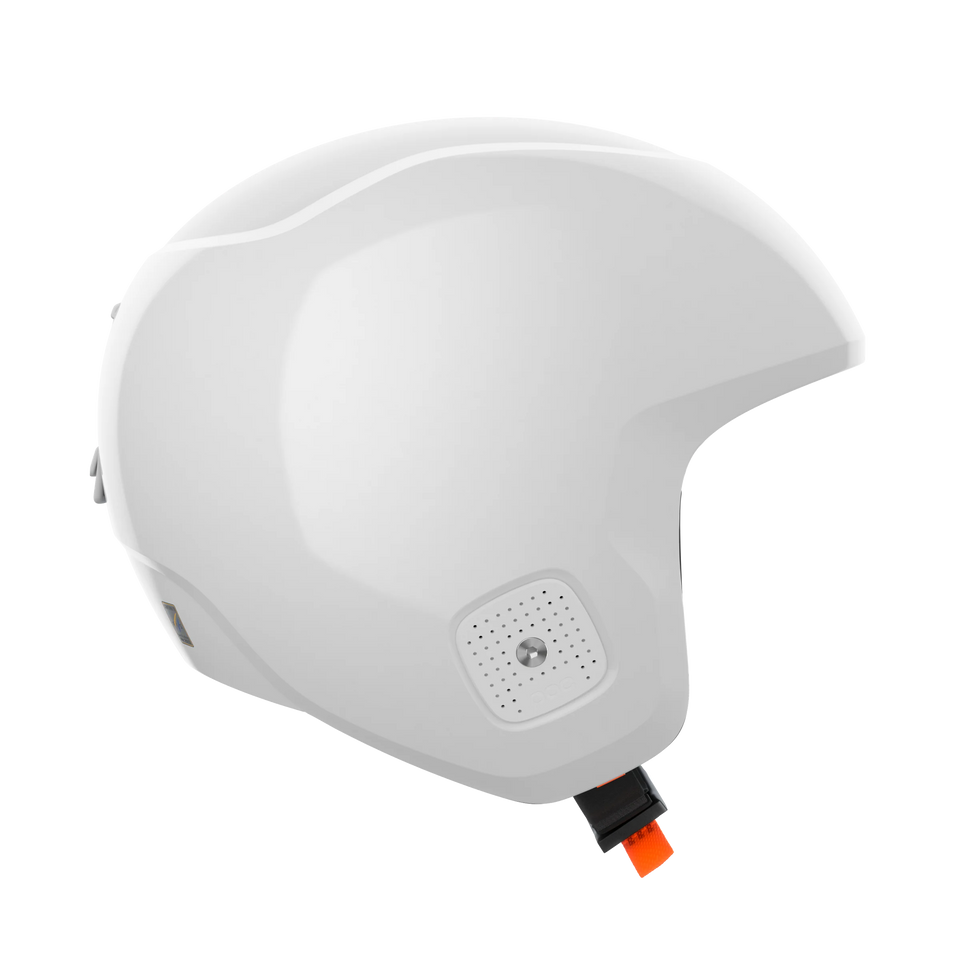 Der POC Sports Poc Skull Dura X Mips ist ein weißer Helm mit glatter, glänzender Oberfläche, seitlicher Belüftung und Metallschraube, sowie einem verstellbaren schwarzen Riemen mit orangefarbenem Clip. Er bietet fortschrittlichen Rotationsaufprallschutz für höchste Sicherheit.